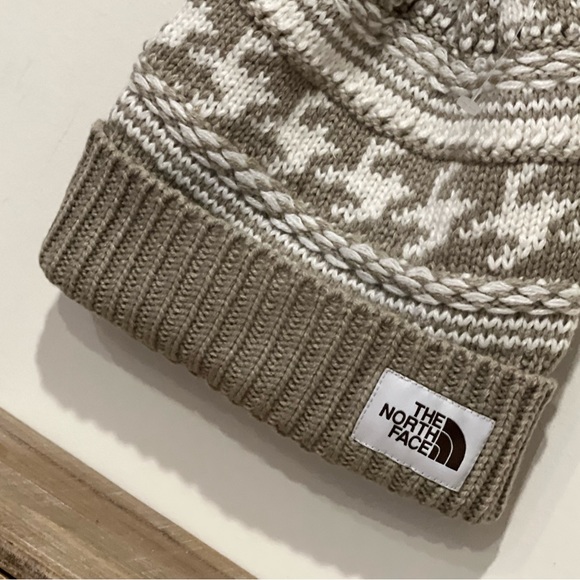 The North Face Fair Isle Beanie - Picture 2 of 4